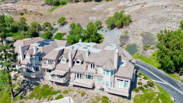 $6,750 | 32110 Canyon Crest Court, Westlake Village, CA 91361