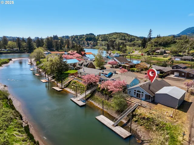 $462,500 | 38085 Island Drive, Nehalem, OR 97131