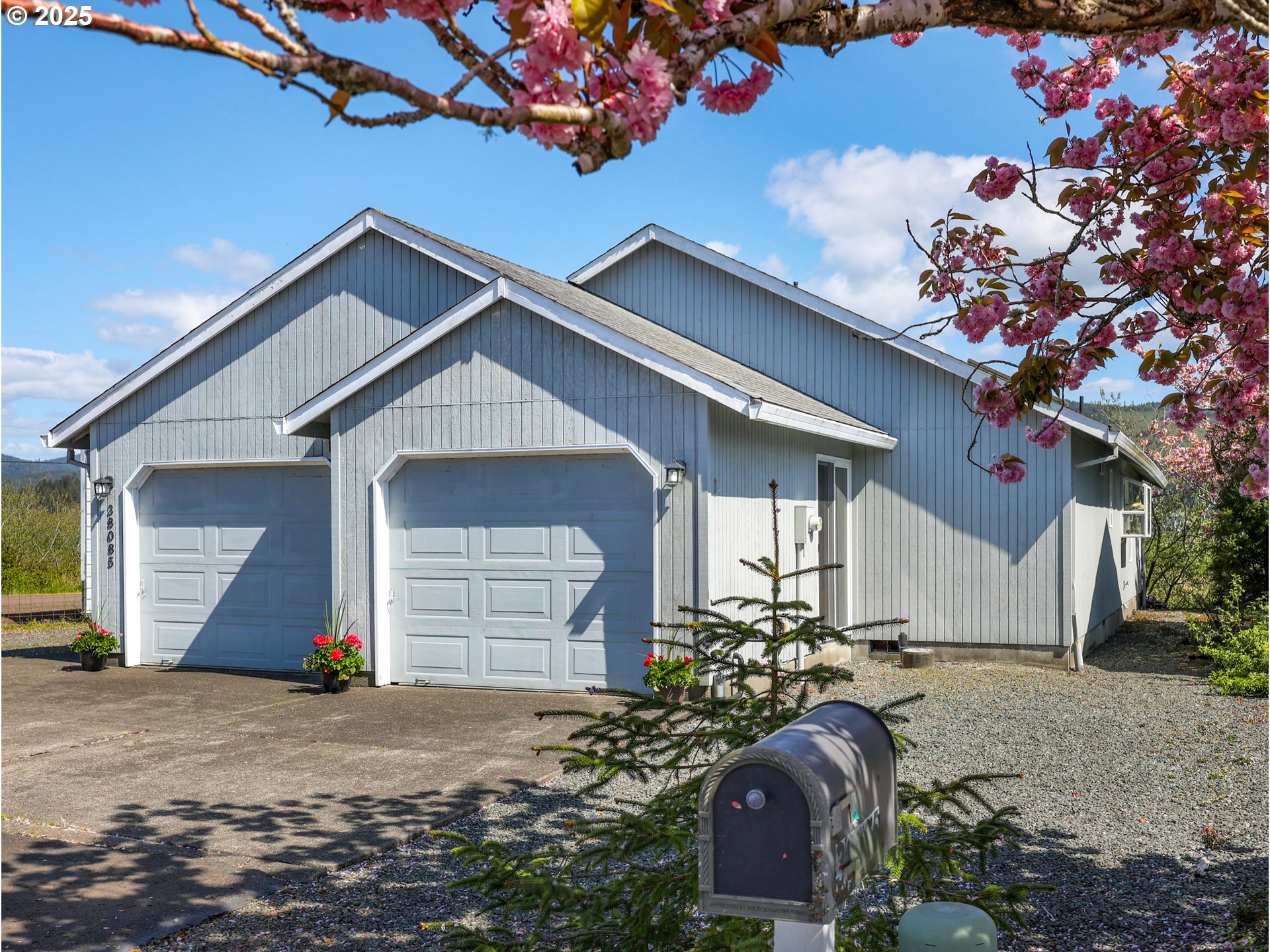 38085 Island Drive Nehalem, OR 97131 - Photo 38 of 41