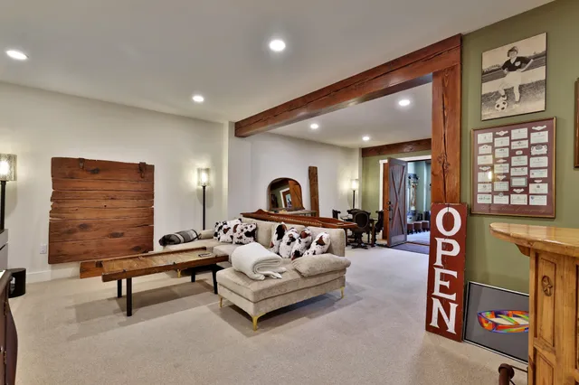 $3,650,000 | 348 Turtle Hill Road, Ludlow, VT 05149