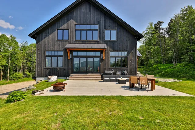$3,650,000 | 348 Turtle Hill Road, Ludlow, VT 05149