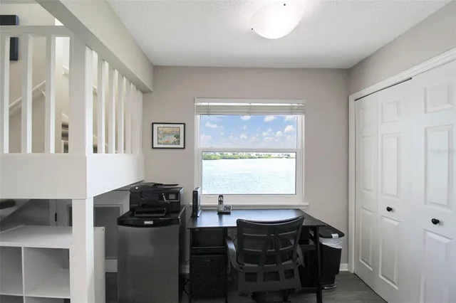 $9,500 | 1389 Siesta Bayside Drive, Unit 1389F, Sarasota, FL 34242