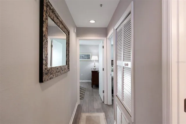 $9,500 | 1389 Siesta Bayside Drive, Unit 1389F, Sarasota, FL 34242