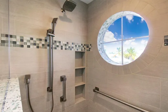 $9,500 | 1389 Siesta Bayside Drive, Unit 1389F, Sarasota, FL 34242