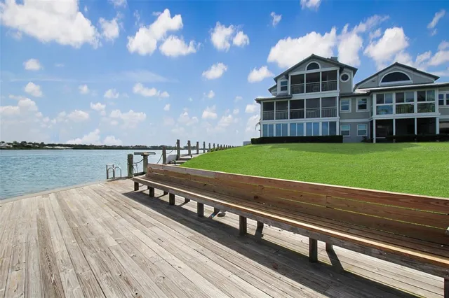 $9,500 | 1389 Siesta Bayside Drive, Unit 1389F, Sarasota, FL 34242