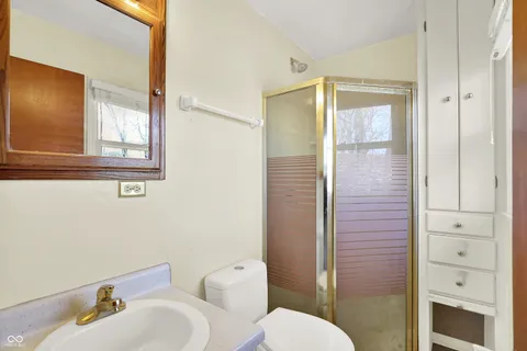 $250,000 | 2706 Lakewood Drive North, Carmel, IN 46033