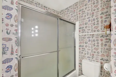 $250,000 | 2706 Lakewood Drive North, Carmel, IN 46033