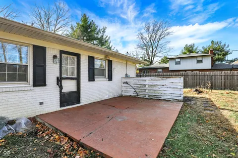 $250,000 | 2706 Lakewood Drive North, Carmel, IN 46033