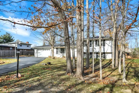 $250,000 | 2706 Lakewood Drive North, Carmel, IN 46033