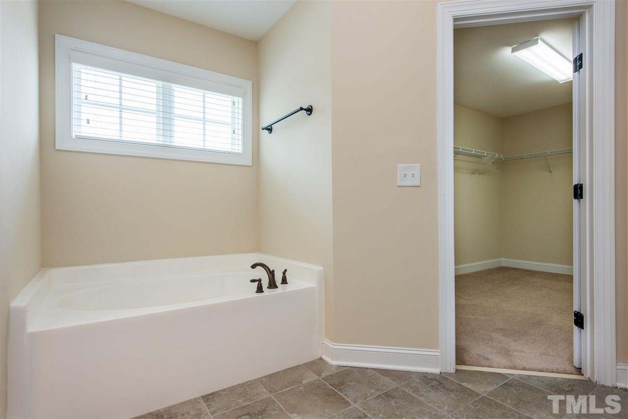 4300 Glengrove Road Raleigh, NC 27616 - Photo 16 of 25