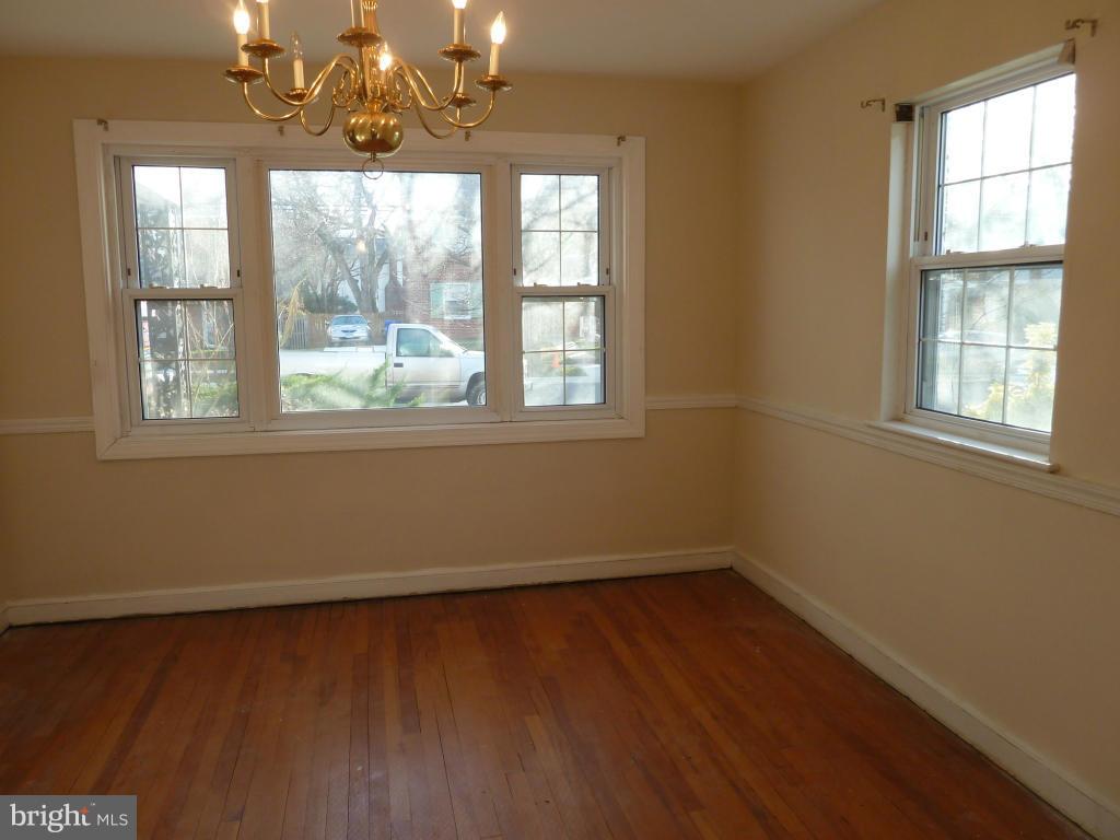 1809 Brisbane Street Silver Spring, MD 20902 - Photo 11 of 27 Dining Room
