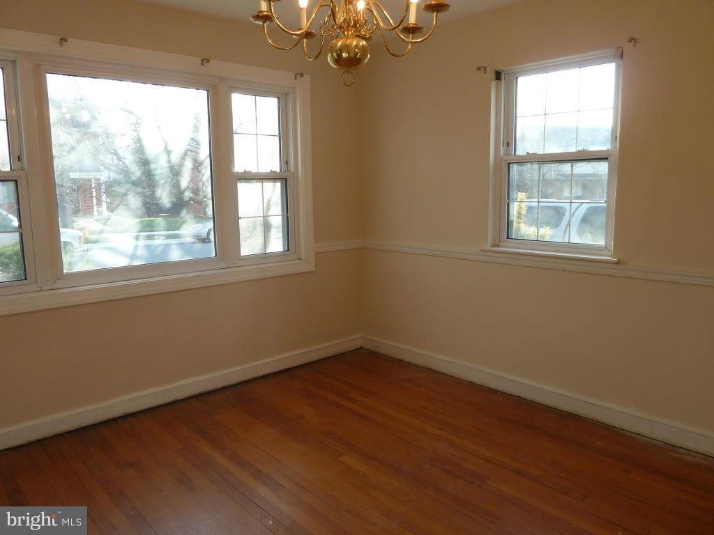 1809 Brisbane Street Silver Spring, MD 20902 - Photo 12 of 27 Dining Room