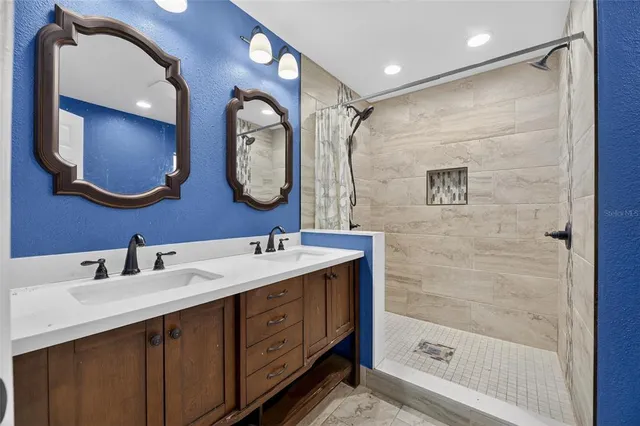 $2,500 | 140 Lookout Drive, Apollo Beach, FL 33572