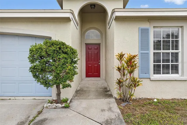 $2,500 | 140 Lookout Drive, Apollo Beach, FL 33572