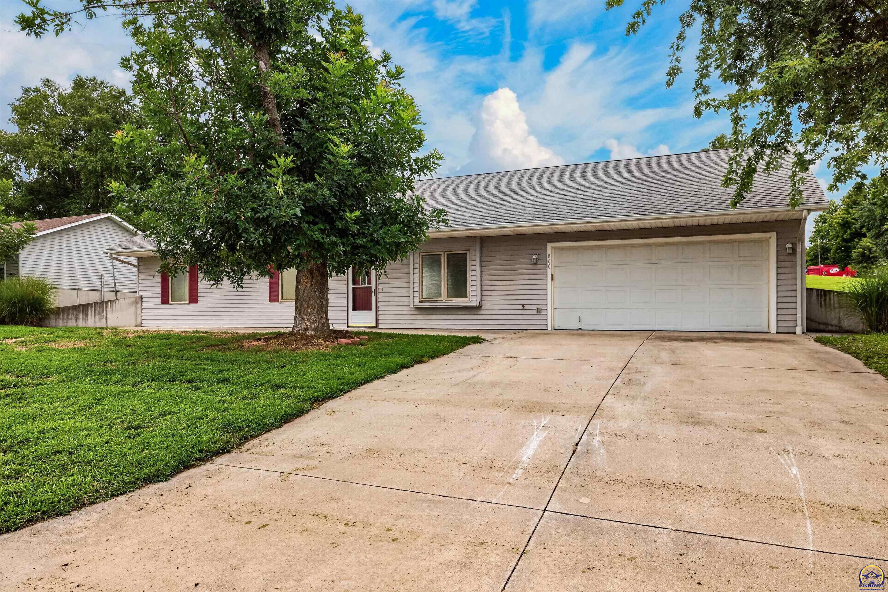 800 Banner Road Holton, KS 66436 - Photo 1 of 30 Gallery Image 1