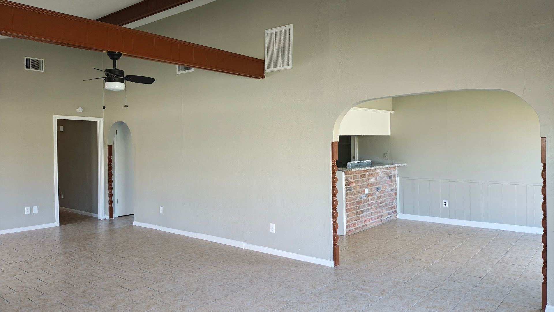 6666 Laughlin Drive Houston, TX 77489 - Photo 3 of 8