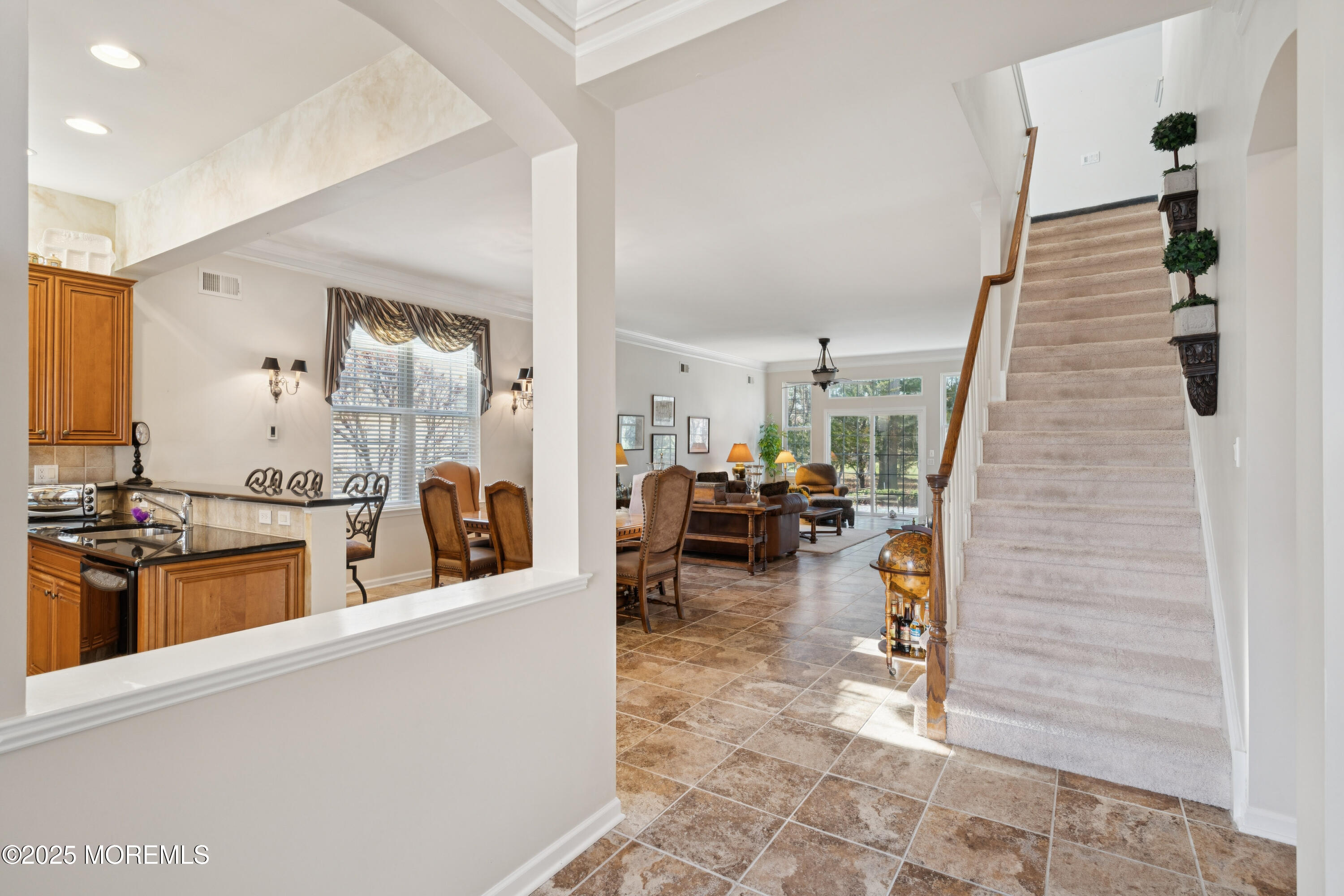 66 Crooked Stick Road Jackson, NJ 08527 - Photo 3 of 25 a living room with furniture