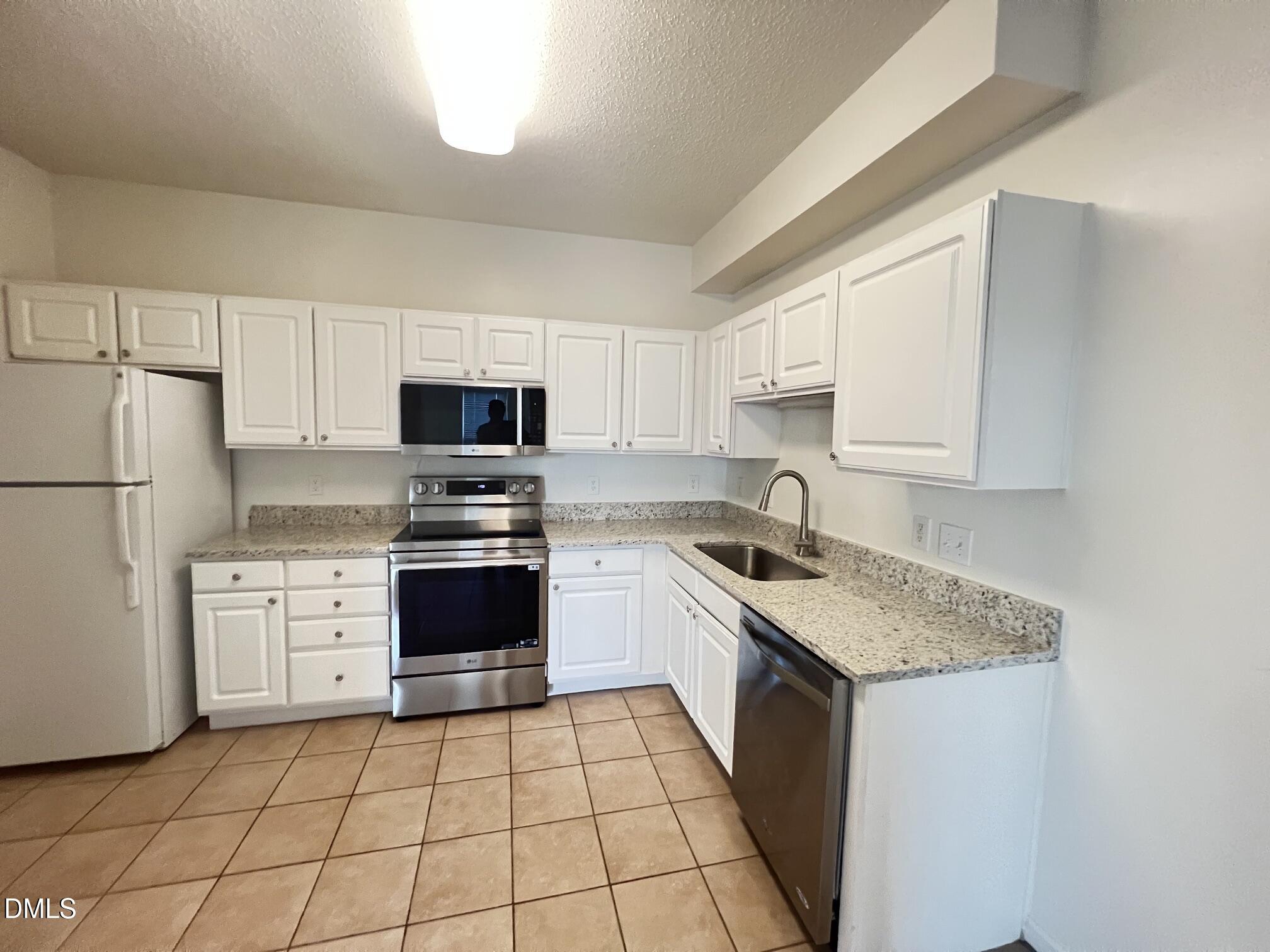 2501 Huntscroft Lane Raleigh, NC 27617 - Photo 2 of 8 kitchen