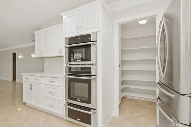 $2,599,800 | 20 Nevada, Irvine, CA 92606