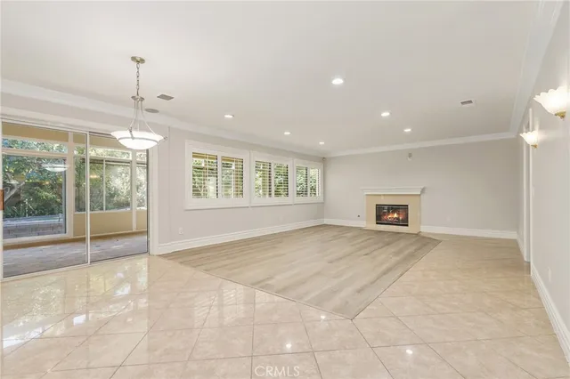 $2,599,800 | 20 Nevada, Irvine, CA 92606