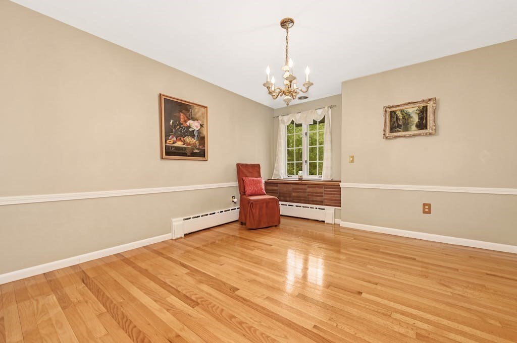 43 Ardmore Road Worcester, MA 01609 - Photo 11 of 32 Gallery Image 11