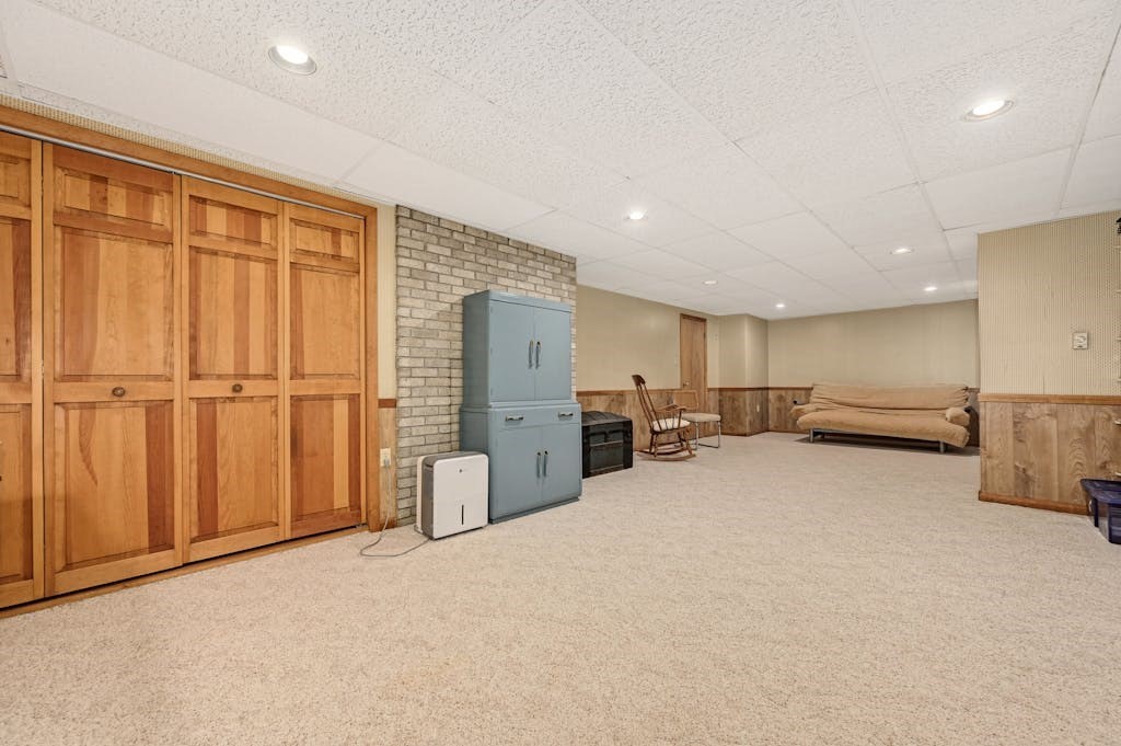43 Ardmore Road Worcester, MA 01609 - Photo 27 of 32 Gallery Image 27