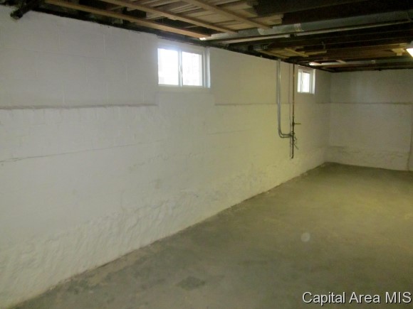 924 Springfield Street Kincaid, IL 62540 - Photo 8 of 14 Gallery Image 8
