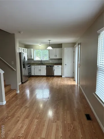 $1,975 | 126 Shady Village Court, Lake St. Louis, MO 63367