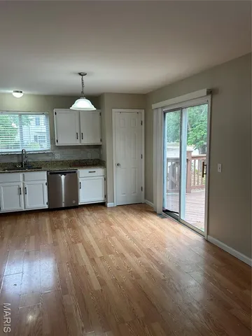 $1,975 | 126 Shady Village Court, Lake St. Louis, MO 63367