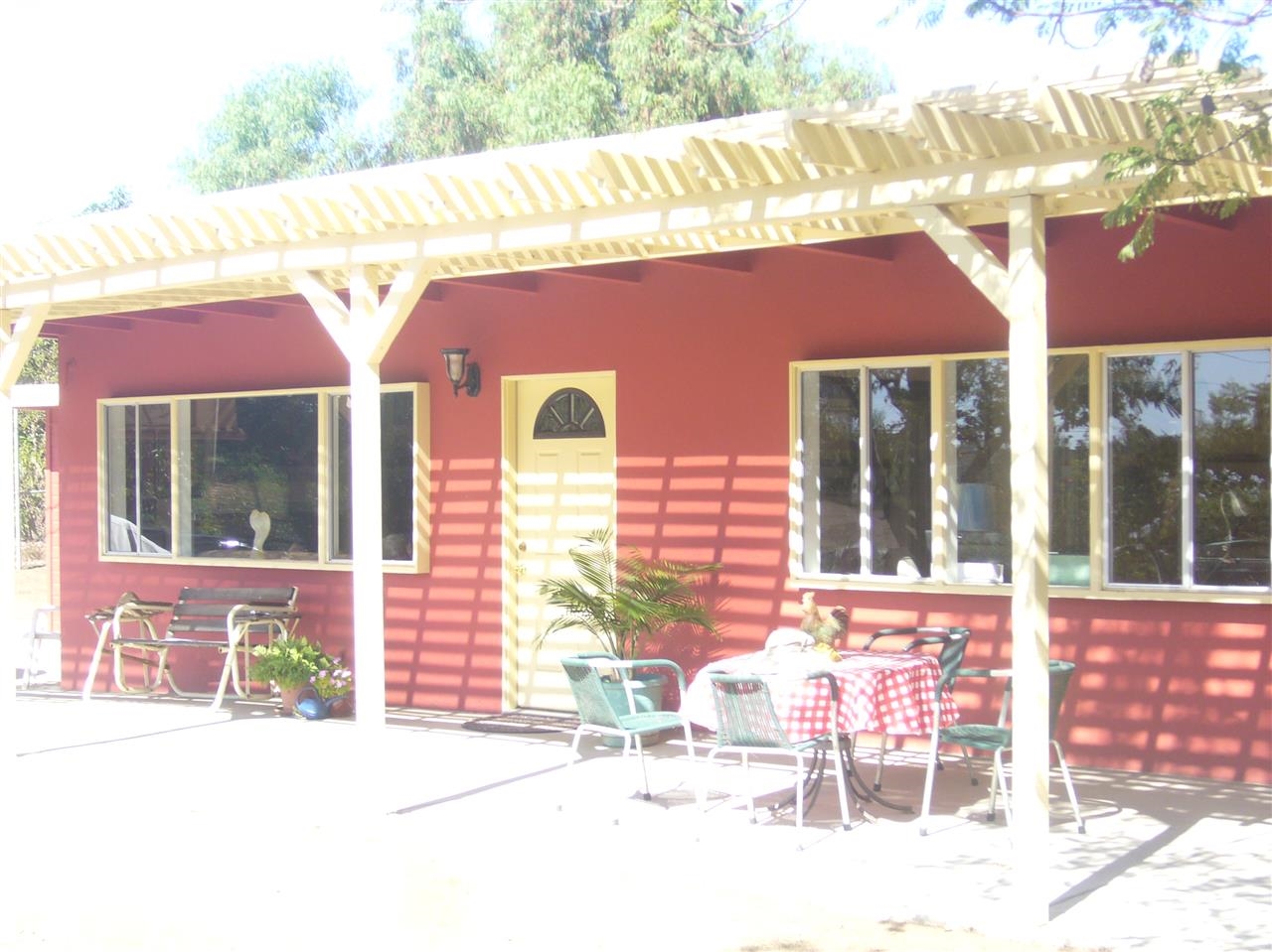 1402 East Mission Road Fallbrook, CA 92028 - Photo 1 of 15