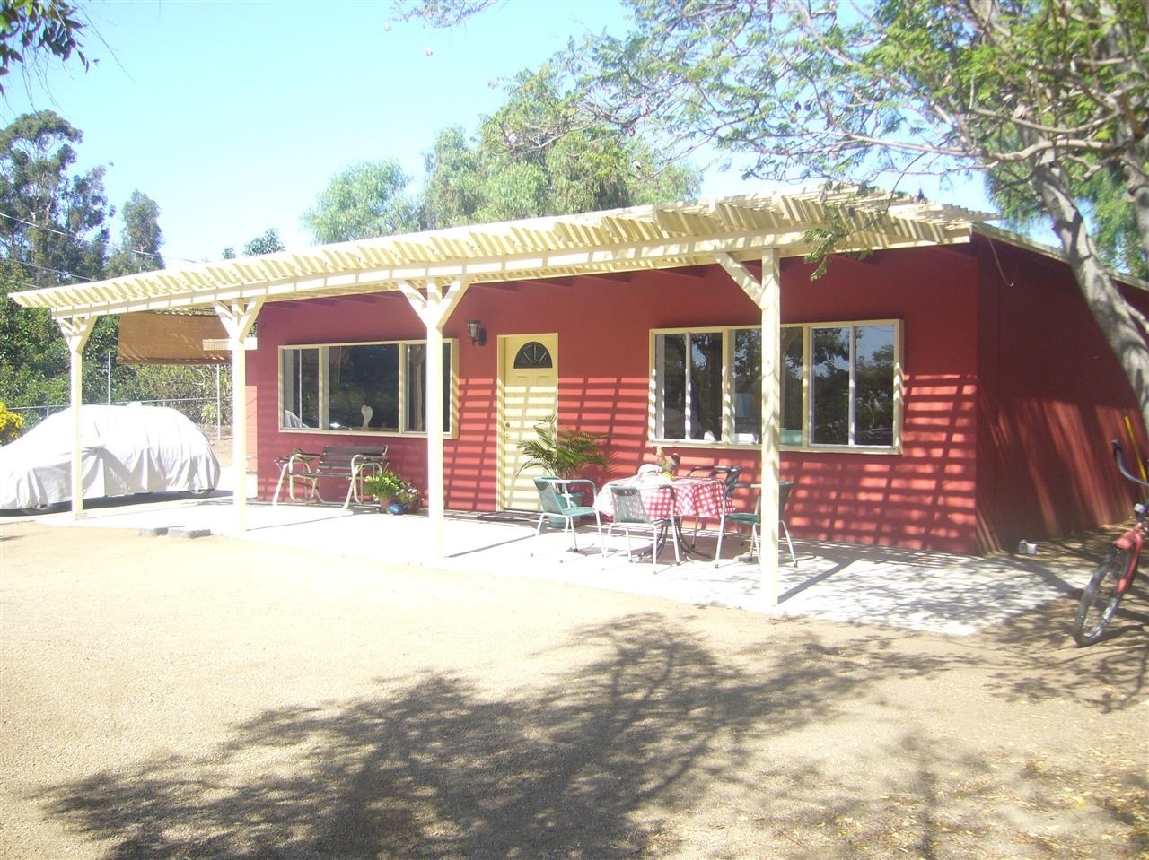 1402 East Mission Road Fallbrook, CA 92028 - Photo 2 of 15