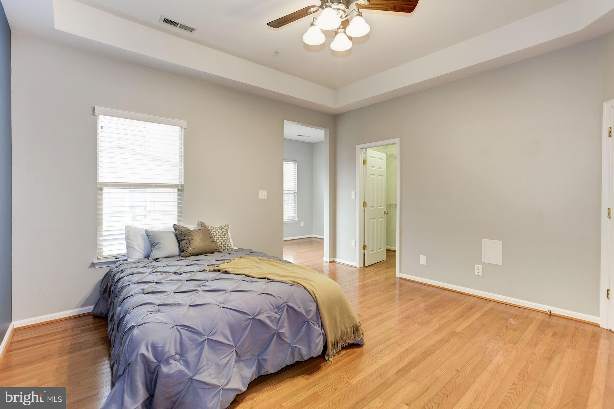 122 South Exeter Street, Unit 126 Baltimore, MD 21202 - Photo 16 of 27 Walk in closet and private master sitting room