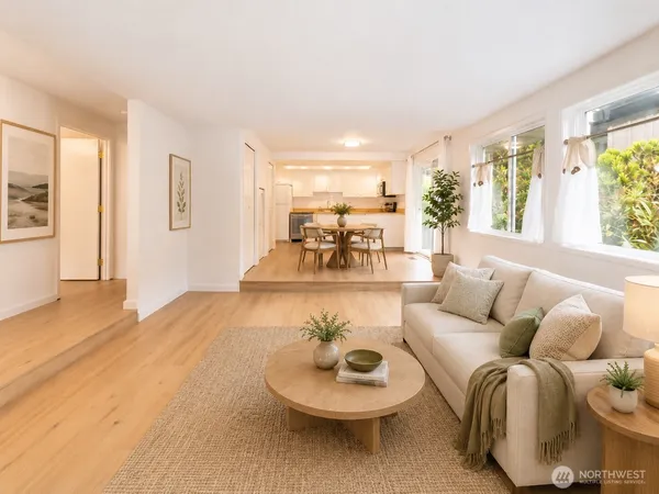$319,000 | 12716 Northeast 120th Street, Unit H3, Kirkland, WA 98034