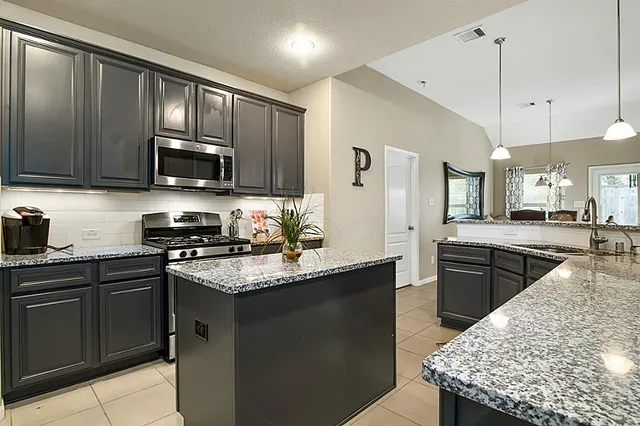 $3,000 | 7631 Willow School Drive, Spring, TX 77389