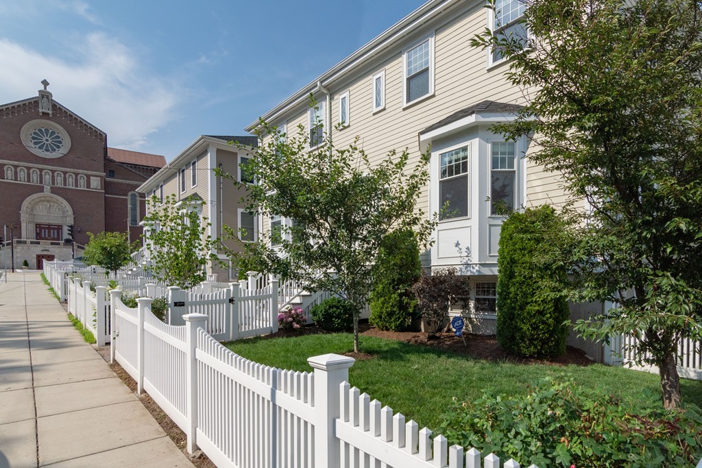8 Colbert Street, Unit 4 Boston, MA 02132 - Photo 2 of 30 Gallery Image 2