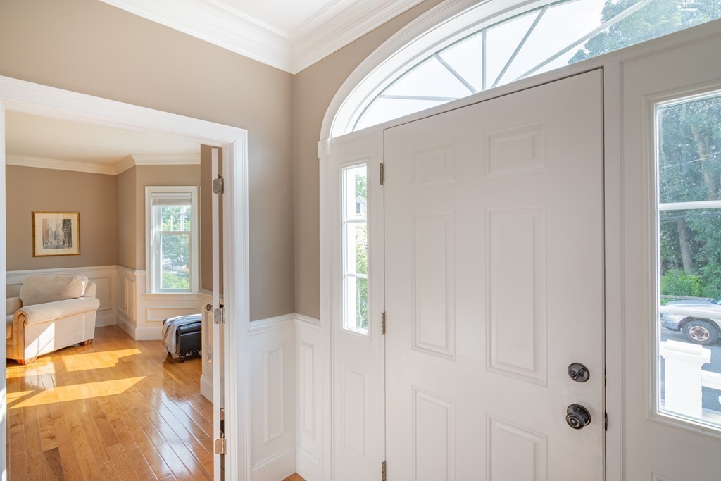 8 Colbert Street, Unit 4 Boston, MA 02132 - Photo 4 of 30 Gallery Image 4