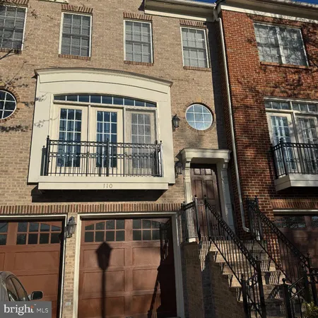 $3,500 | 110 Herndon Mill Circle, Herndon, VA 20170