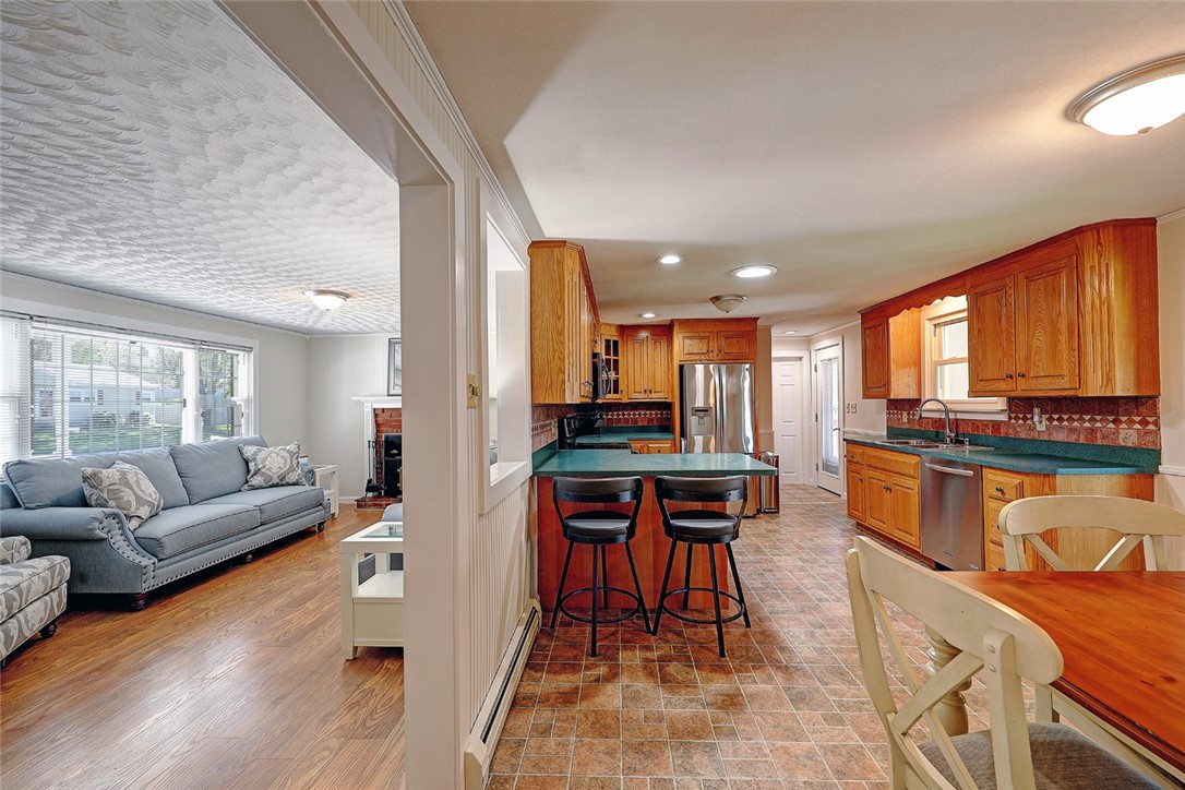 3 Roosevelt Road Cumberland, RI 02864 - Photo 11 of 30 Gallery Image 11