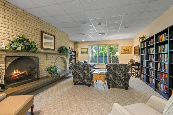 $599,000 | 908 Drew Lane, St. James, NY 11780