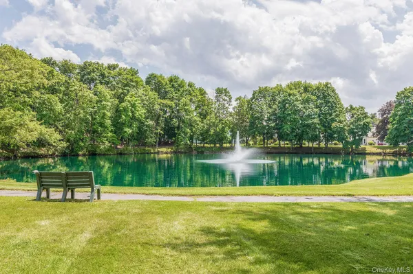 $599,000 | 908 Drew Lane, St. James, NY 11780