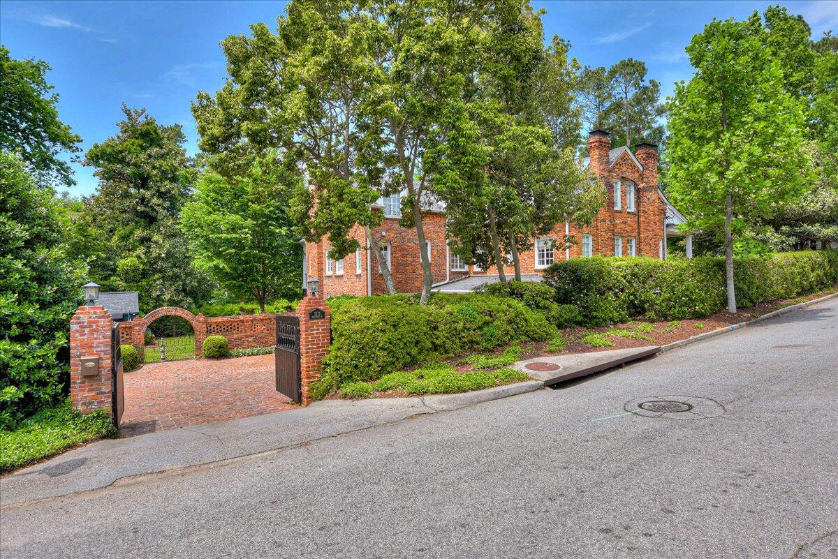 1111 Peachtree Road Augusta, GA 30909 - Photo 5 of 74 05-105