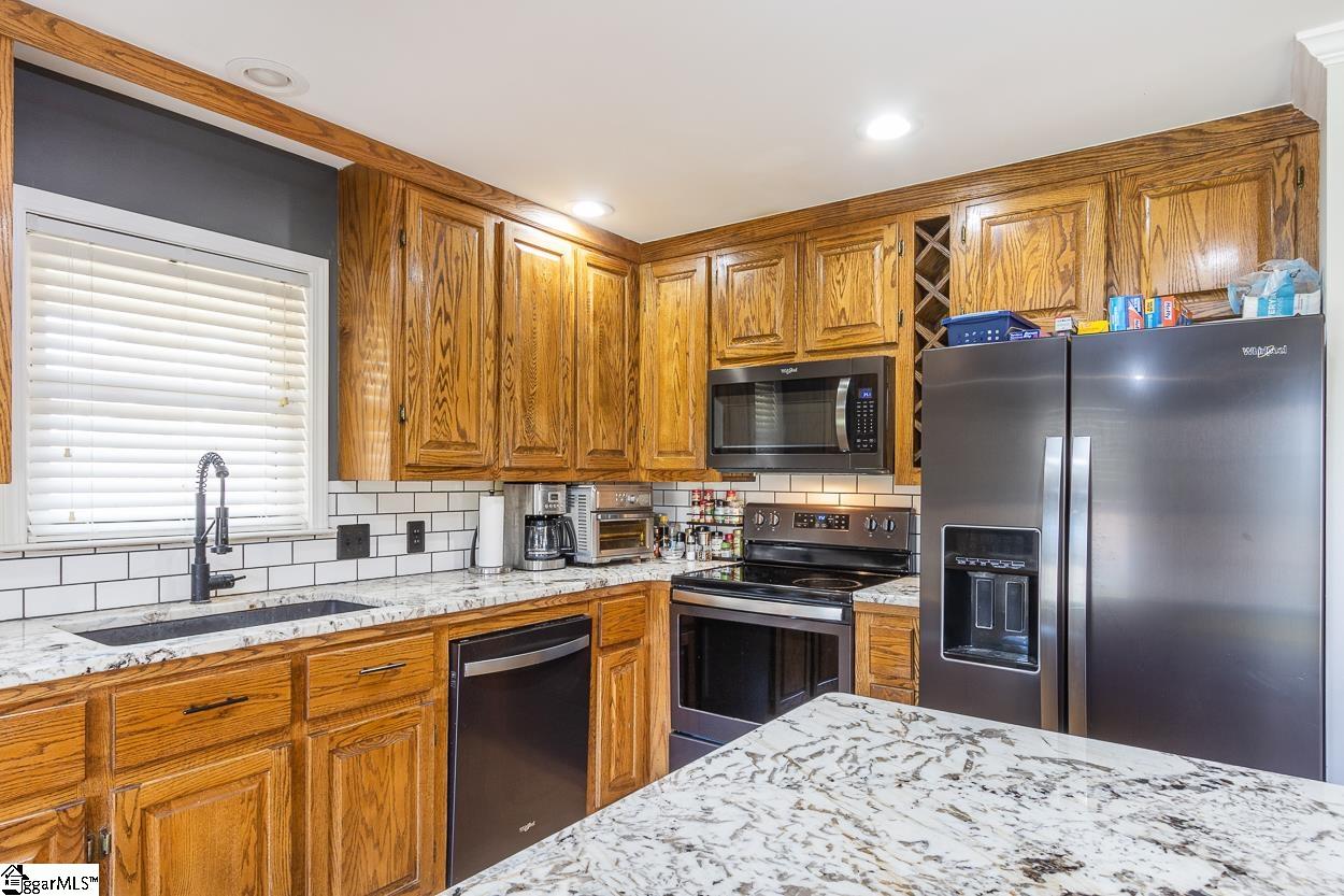 7143 Narrow Lane Road Hickory Grove, SC 29717 - Photo 6 of 35