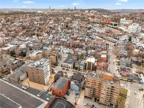 $345,000 | 325 South Highland Avenue, Unit 103, Pittsburgh, PA 15206