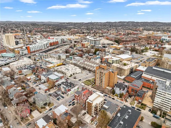 $345,000 | 325 South Highland Avenue, Unit 103, Pittsburgh, PA 15206