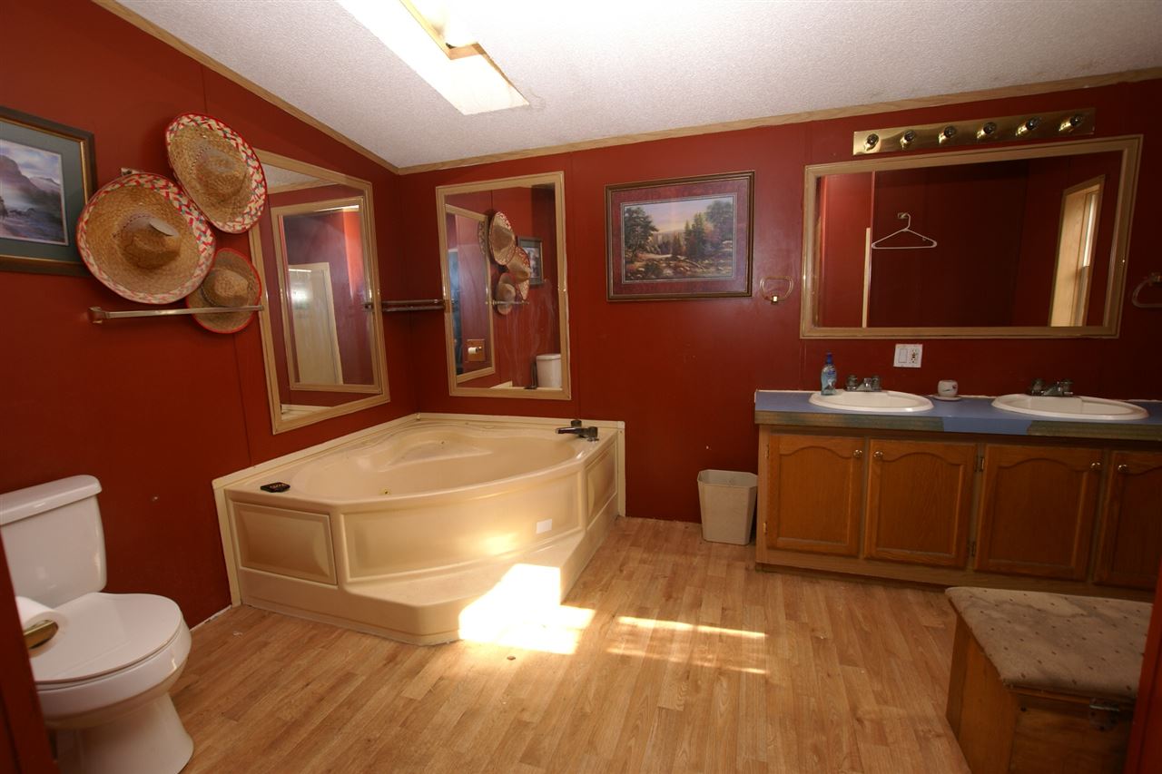 60 Deer Run Road Middleton, NH 03887 - Photo 3 of 11 Gallery Image 3