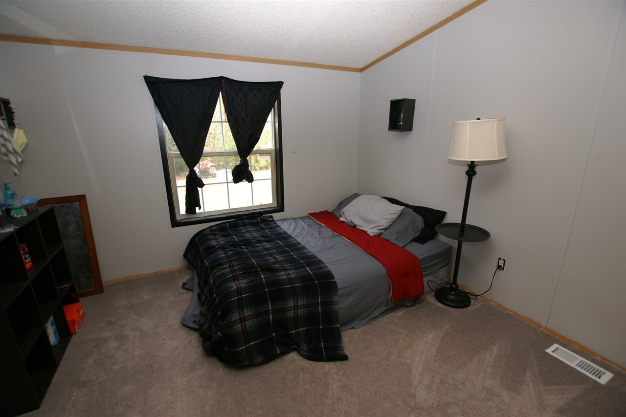 60 Deer Run Road Middleton, NH 03887 - Photo 9 of 11 Gallery Image 9