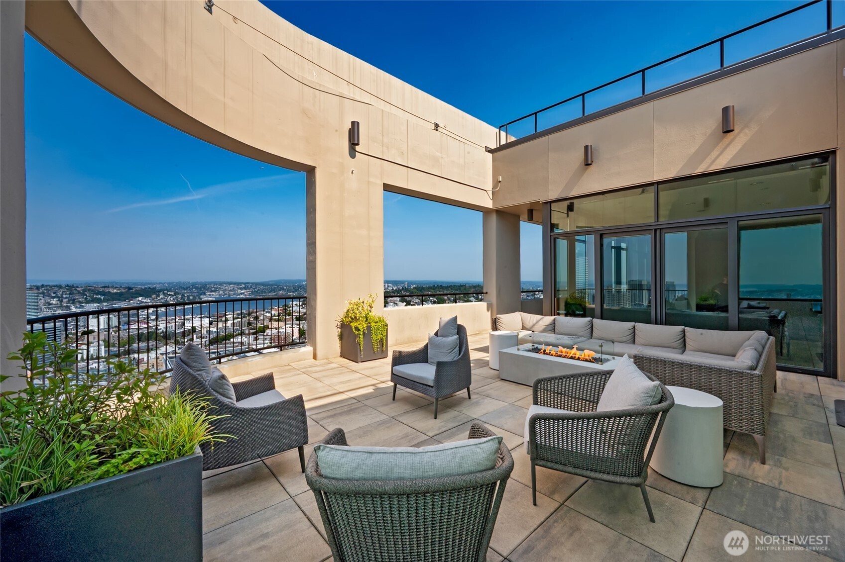 1301 Spring Street, Unit 6D Seattle, WA 98104 - Photo 28 of 32 Gallery Image 28