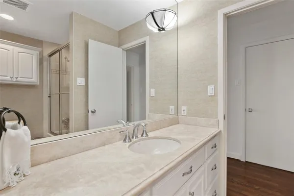 $6,500 | 13342 Peyton Drive, Dallas, TX 75240