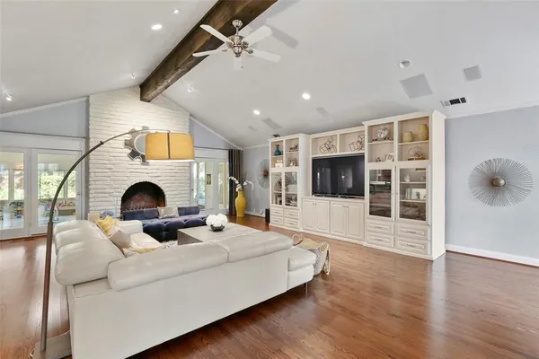 $6,500 | 13342 Peyton Drive, Dallas, TX 75240