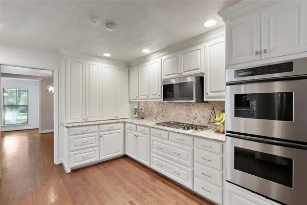 $6,500 | 13342 Peyton Drive, Dallas, TX 75240
